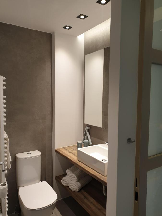 Renovated Studio With Roof Garden Access, 15 M Walk To Acropolis Apartment Athens Ngoại thất bức ảnh