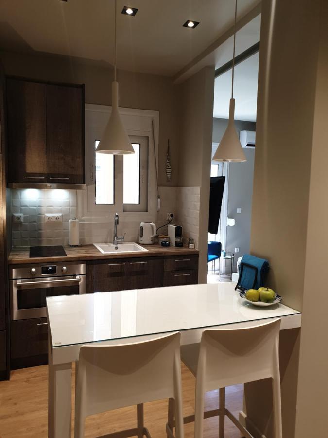 Renovated Studio With Roof Garden Access, 15 M Walk To Acropolis Apartment Athens Ngoại thất bức ảnh